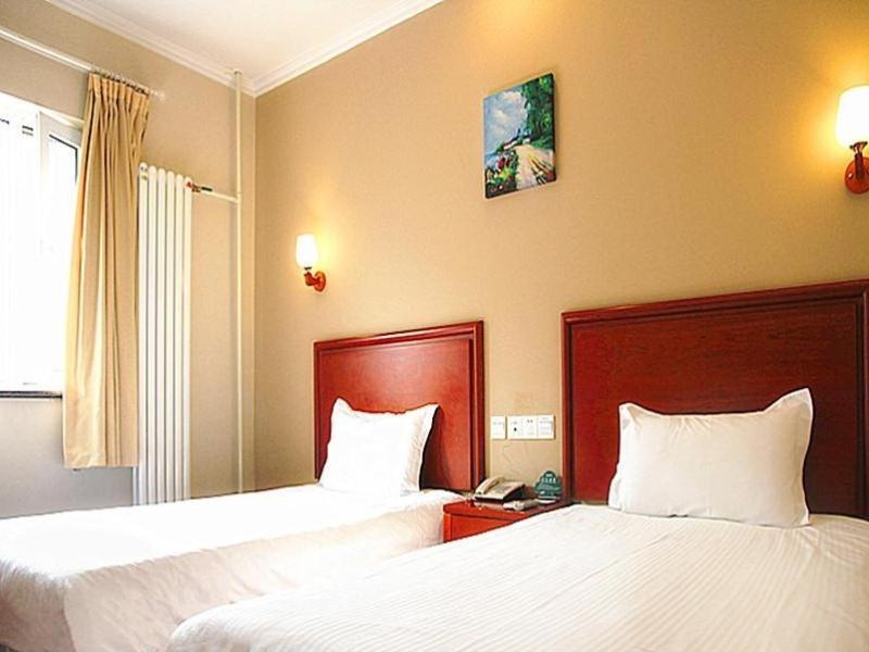 Greentree Inn Shandong Jinan Daming Lake Business Hotel Экстерьер фото