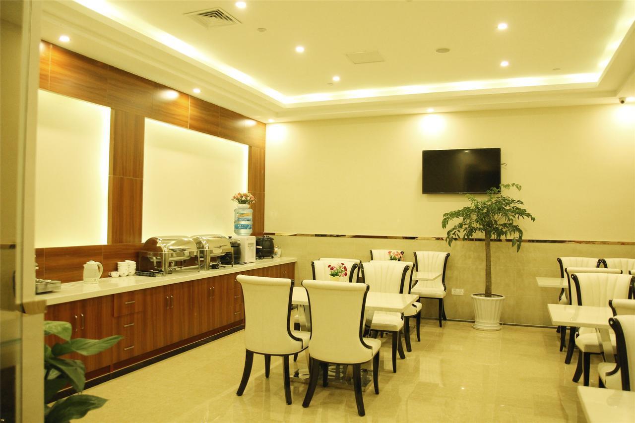 Greentree Inn Shandong Jinan Daming Lake Business Hotel Экстерьер фото