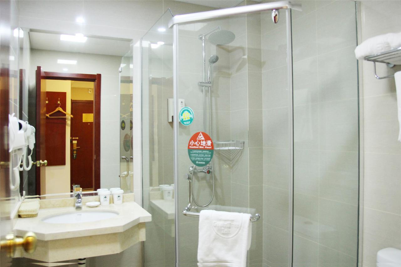 Greentree Inn Shandong Jinan Daming Lake Business Hotel Экстерьер фото
