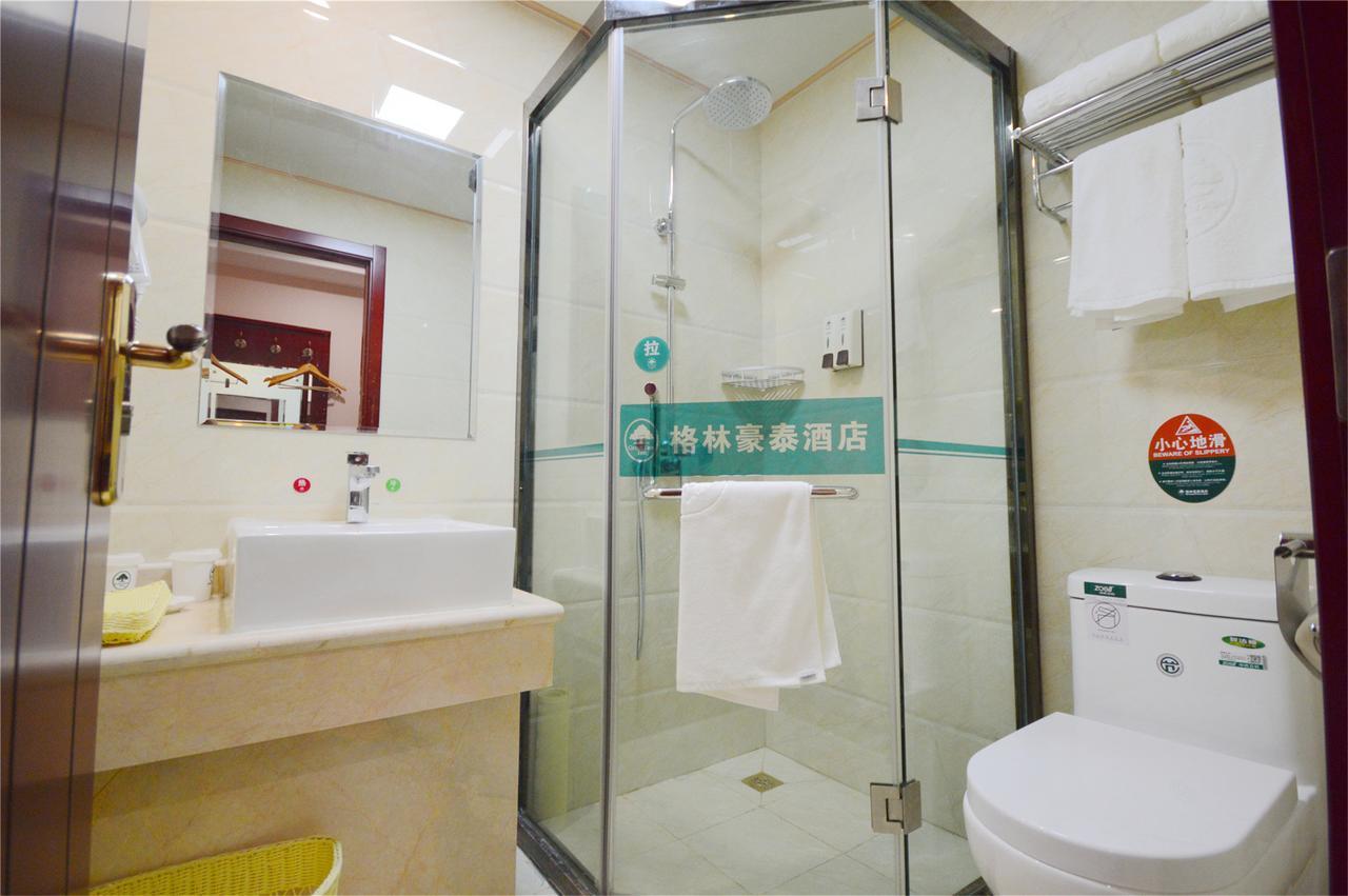 Greentree Inn Shandong Jinan Daming Lake Business Hotel Экстерьер фото