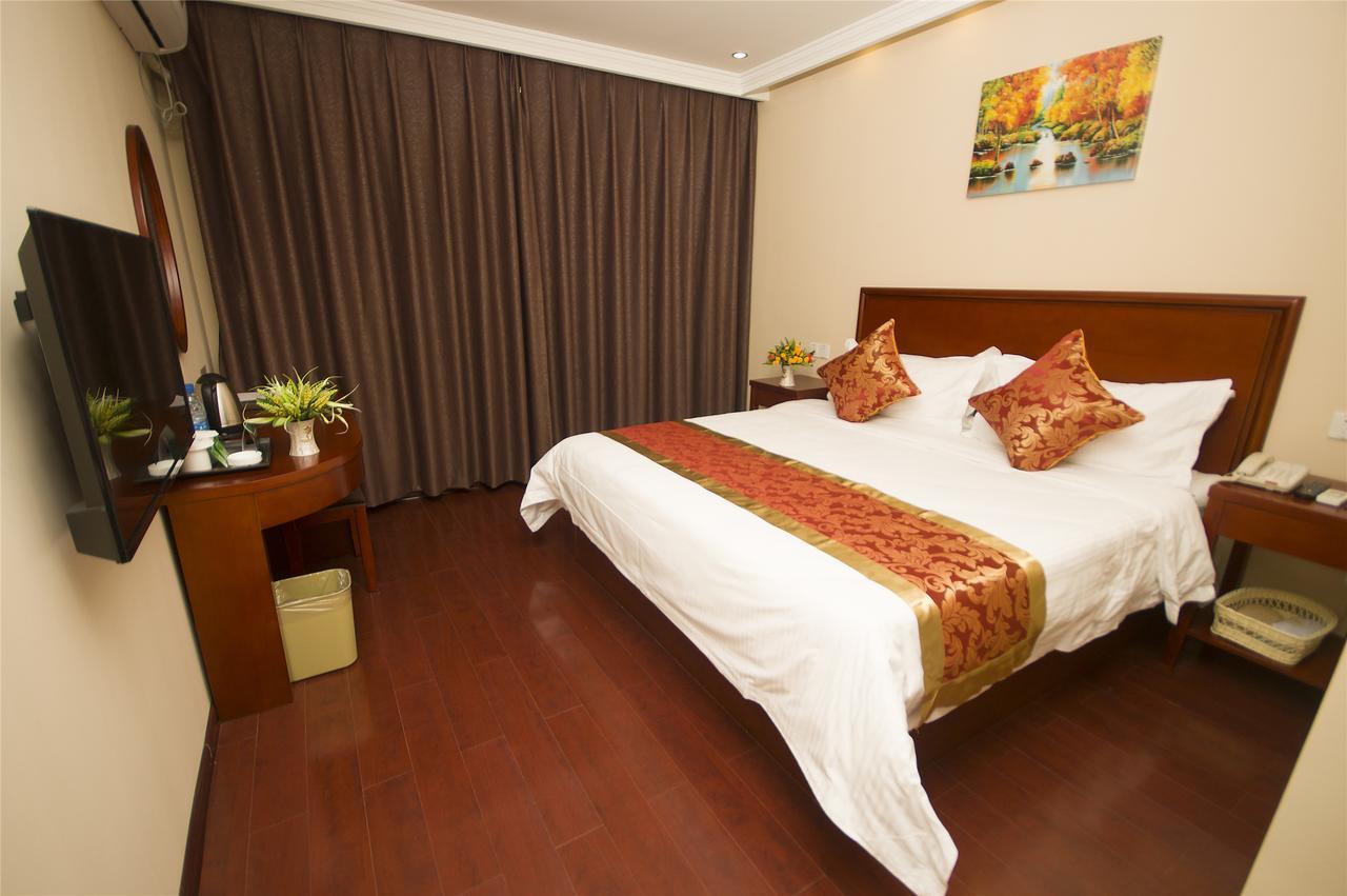 Greentree Inn Shandong Jinan Daming Lake Business Hotel Экстерьер фото